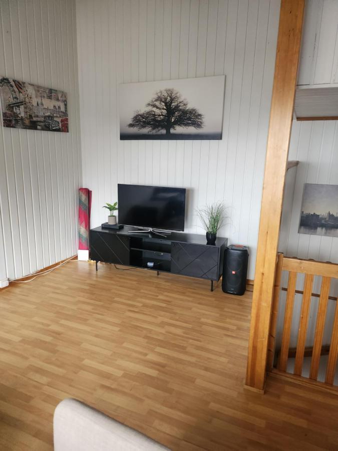 Apartment By The Lakeside Tromso Luaran gambar